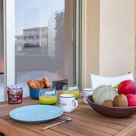 Beautiful Apartment: Sea View, Pool, Parking, Wifi Apartment *