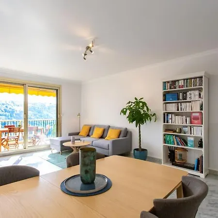 Apartment Beautiful Apartment: Sea View, Pool, Parking, Wifi *