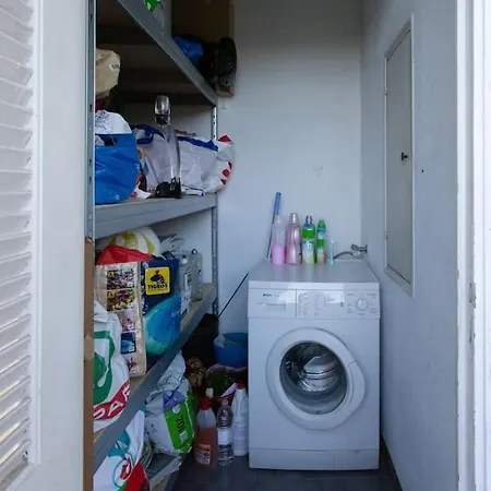 Beautiful Apartment: Sea View, Pool, Parking, Wifi Apartment