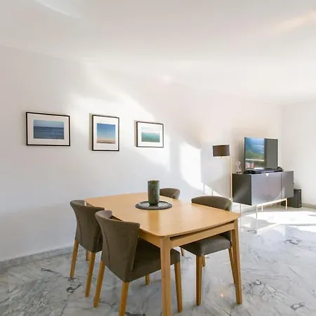 Beautiful Apartment: Sea View, Pool, Parking, Wifi * Nizza